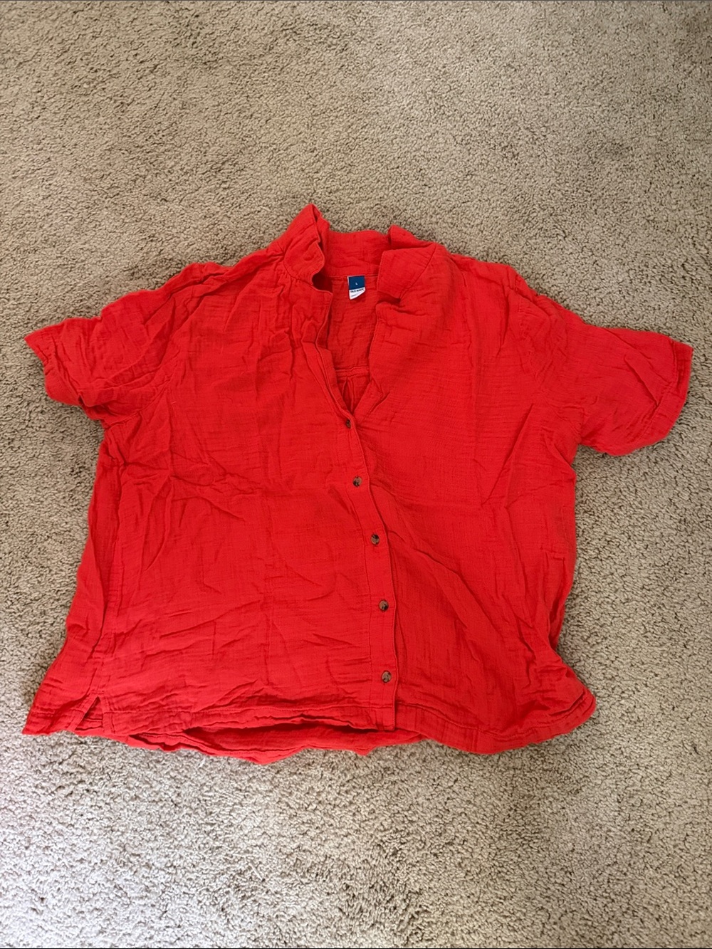 Old Navy Bright Red Short-Sleeve Button Front Blouse